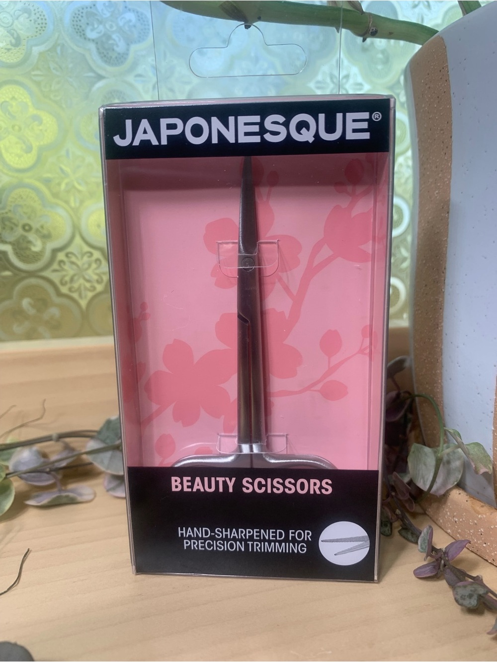 Japonesque Beauty Scissors New in Box